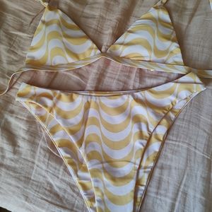 Aurelle Bikini Brand New (Size Large)